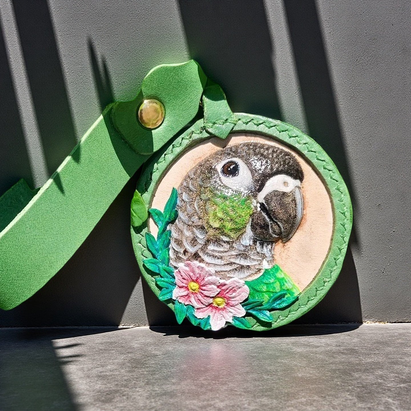 Framed Round – Signature Edition