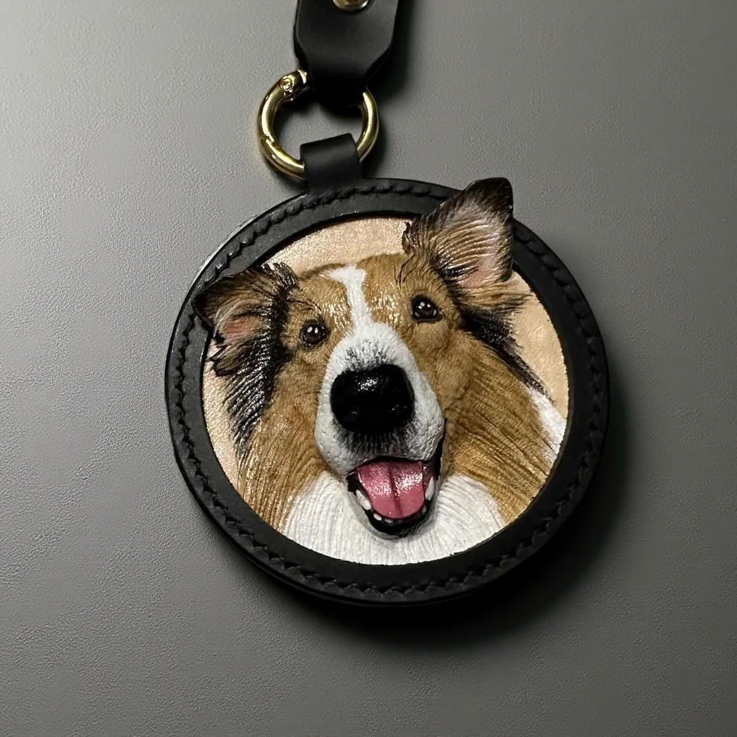 Framed Round – Signature Edition